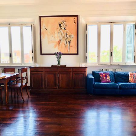 شقة Penthouse Sea View ليدو دي أوستيا المظهر الخارجي الصورة