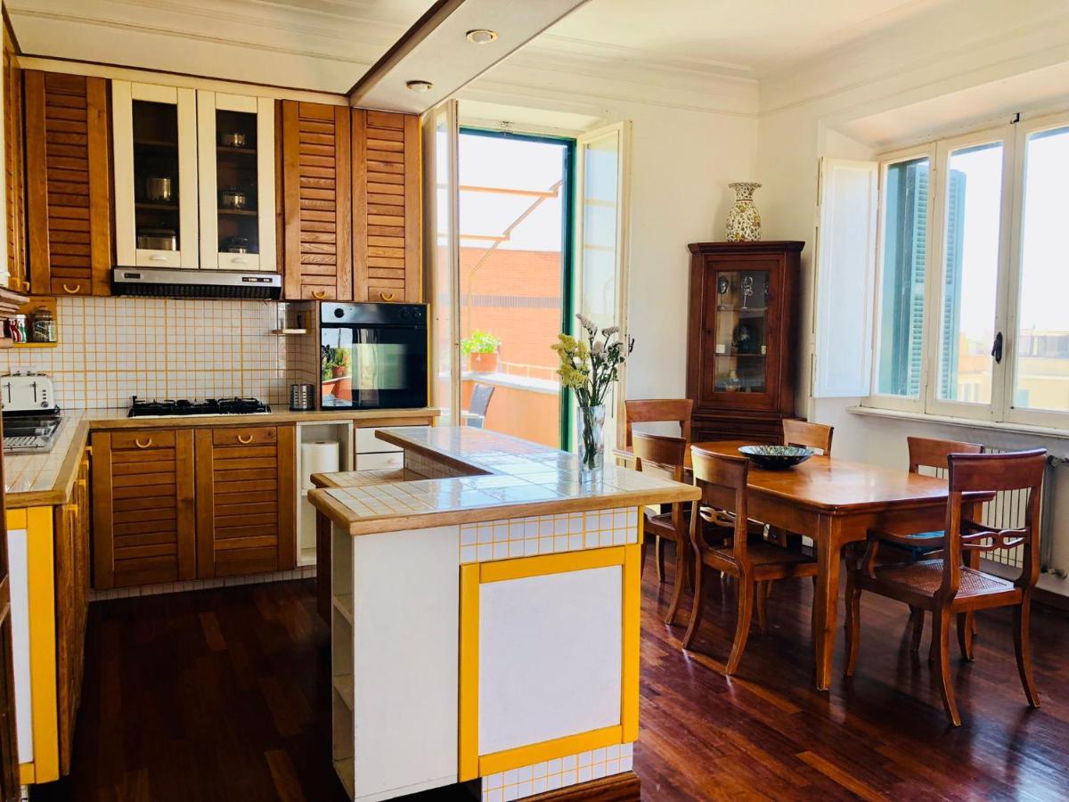 شقة Penthouse Sea View ليدو دي أوستيا المظهر الخارجي الصورة