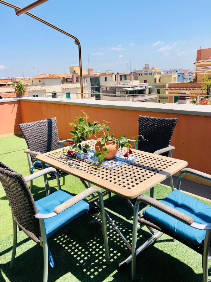 شقة Penthouse Sea View ليدو دي أوستيا المظهر الخارجي الصورة