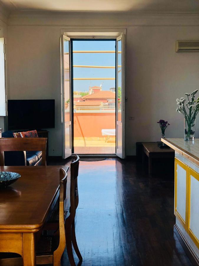 شقة Penthouse Sea View ليدو دي أوستيا المظهر الخارجي الصورة