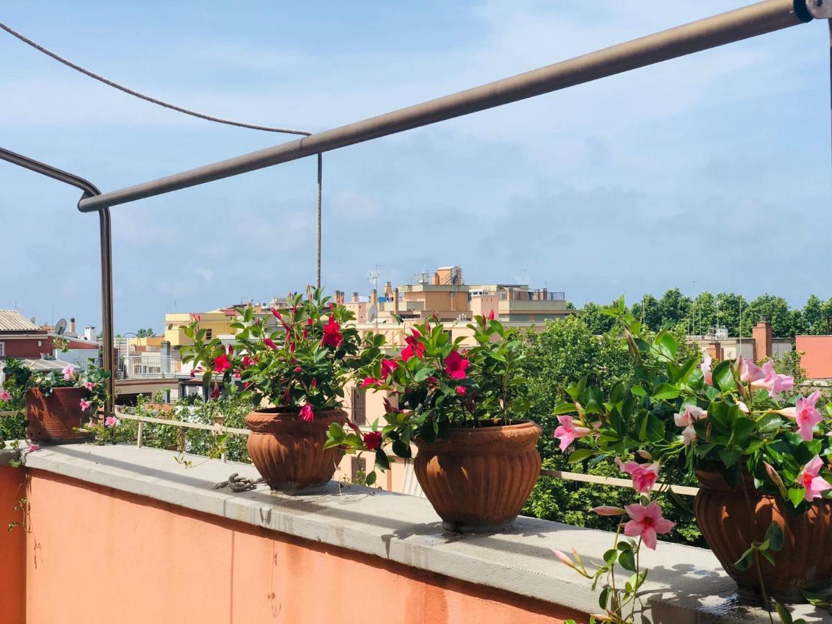 شقة Penthouse Sea View ليدو دي أوستيا المظهر الخارجي الصورة