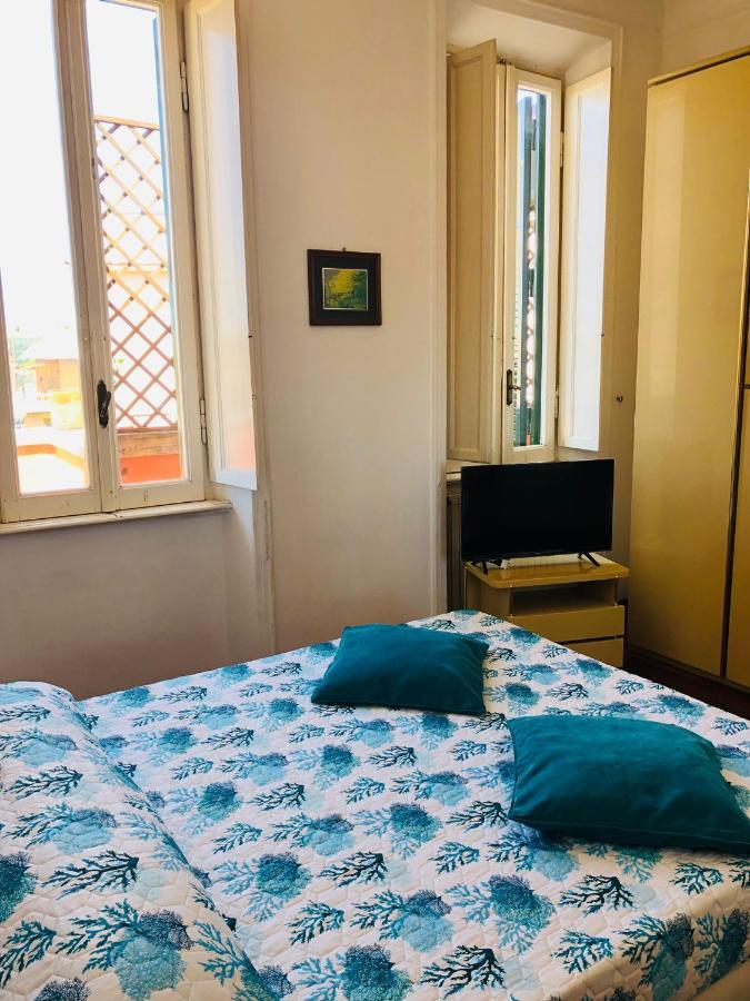 شقة Penthouse Sea View ليدو دي أوستيا المظهر الخارجي الصورة